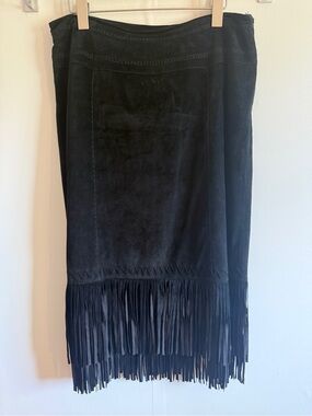 Ruby Chō Black Faux Suede Fringe Midi Skirt Western Boho Festival Size M